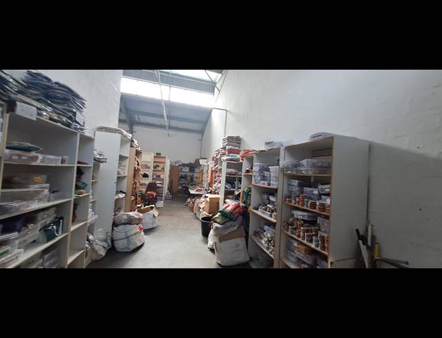 231M² WAREHOUSE FOR SALE IN UMGENI BUSINESS PARK